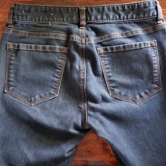 Ann Taylor Loft Curvy Flare Jeans - Picture 4 of 6